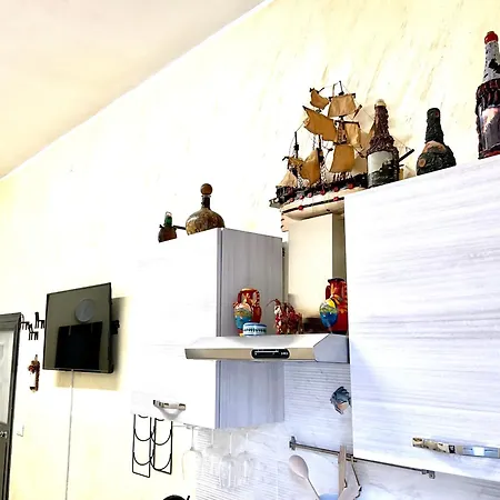 Апартаменты Eruption1669 *