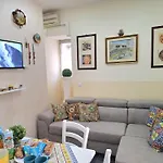 Eruption1669 Apartment